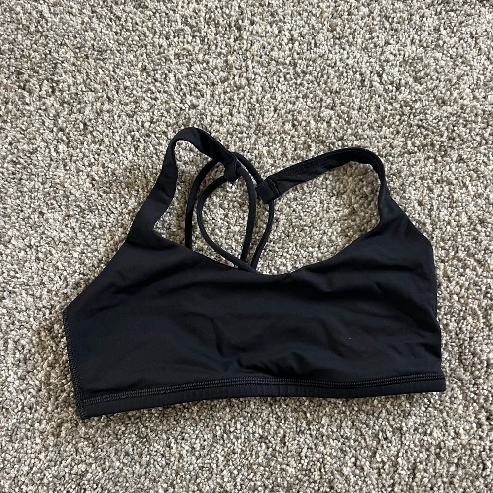 Lululemon Free to Be Bra 🖤